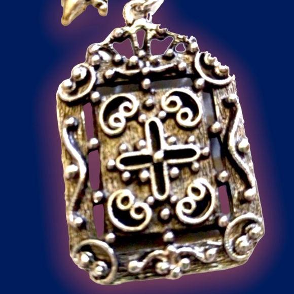 Vintage Sarah Coventry “Roman Holiday” Faux Lapis Lazuli Pendant - Picture 2 of 4